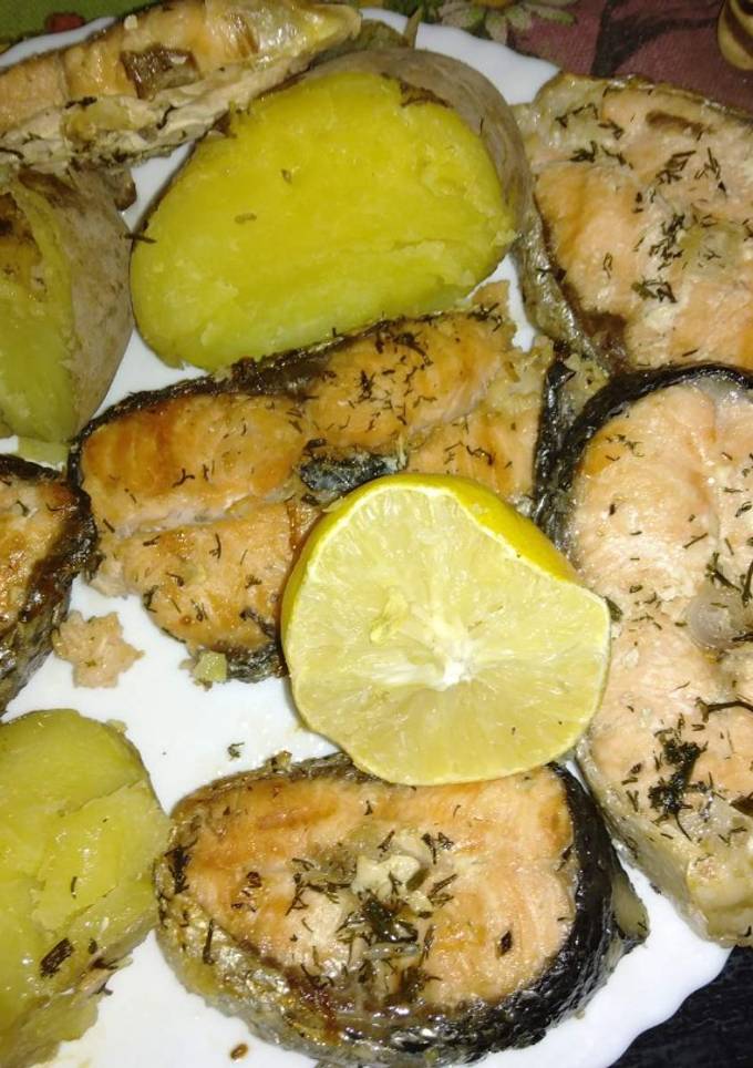 Жареная форель с картошкой и укропом!
