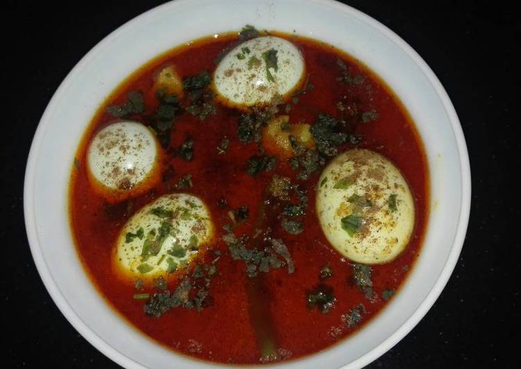 Recipe: Perfect Anday Aaloo (Boiled Egg and Potato) Curry