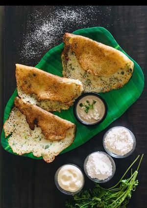 A picture of Arrowroot flour dosa.