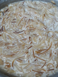 सेवई की खीर (sewai ki kheer recipe in Hindi) रेसिपी मुख्य फोटो