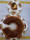 Ciambellone bicolore all'arancia e cacao