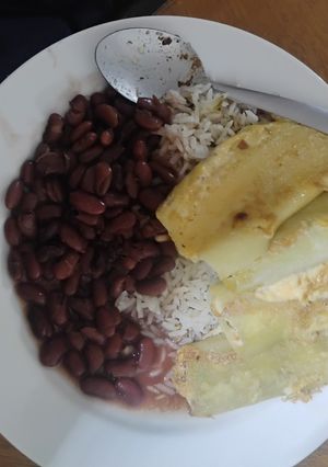 Una foto de Canelones de carne molida