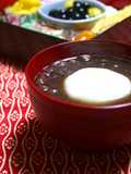 Zenzai (Sweet Red Bean Soup) – Lightly Sweetened