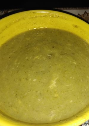 Una foto de Sopa de puerro y papa