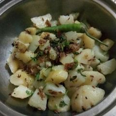 A picture of Jeera aloo.