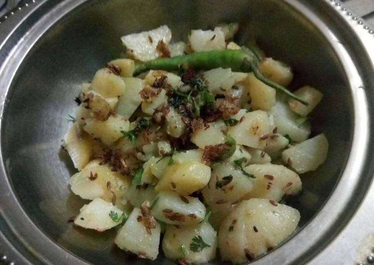 Recipe of Favorite Jeera aloo