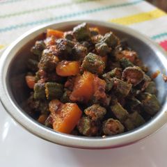 A picture of Bhindi-Tamatar Sabzi.