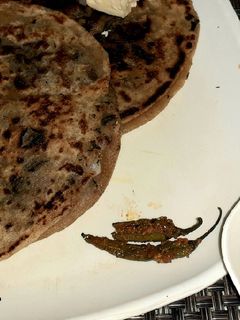 पालक आलू स्टफ्ड पराठा (Palak aloo stuffed paratha recipe in Hindi) रेसिपी मुख्य फोटो