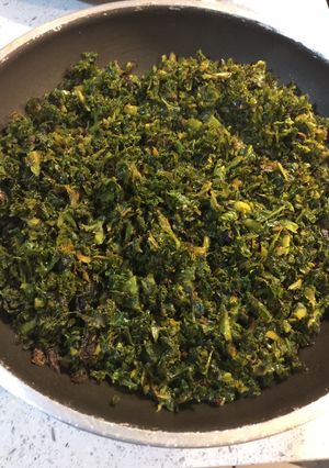 A picture of Kale sabzi (dried one).