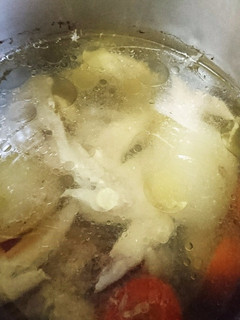 煮一鍋超提味雞高湯 的食譜成品照片