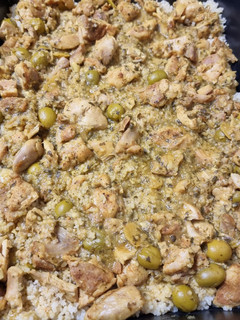 Una foto de Cous cous con pollo y aceitunas verdes TM31