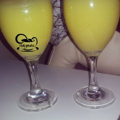 A picture of Pineapple juice.