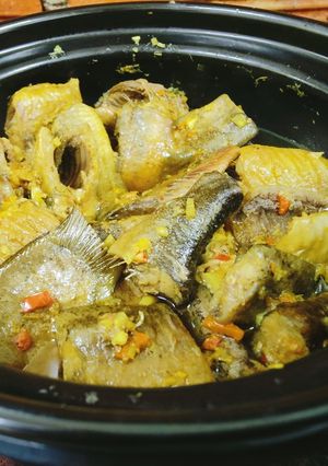 Hình của món Cá chạch kho nghệ.