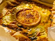 Una foto de quiche facil