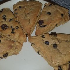 A picture of Berry good peanut butter scones.