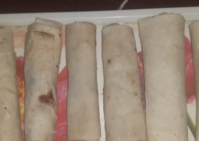 Chicken veggies spring roll