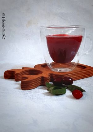 A picture of Persian Cornelian Cherry Tea.