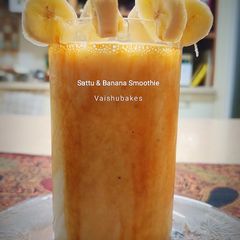 Sattu & Banana Smoothie (with turmeric and yoghurt) A picture of Sattu & Banana Smoothie (with turmeric and yoghurt).