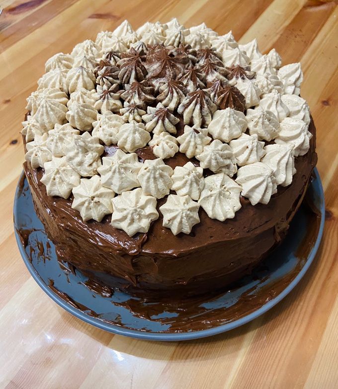A picture of Chocolate Vanilla Cake.