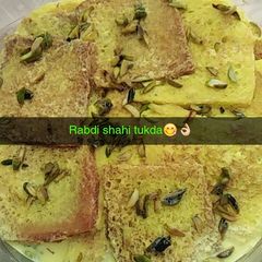 Rabdi shahi tukda A picture of Rabdi shahi tukda.