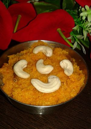 গাজরের হালুয়া(gajorer halwa recipe in Bengali) রেসিপির প্রধান ছবি