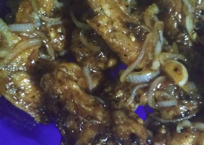 Chicken wings black papper sauce