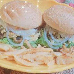 A picture of Bun kabab.