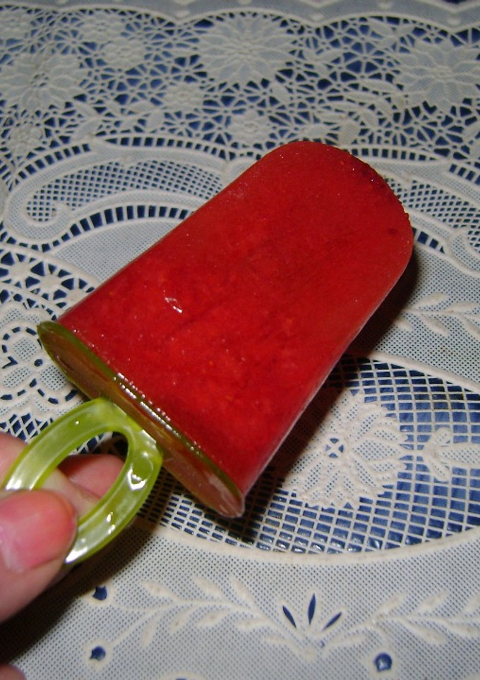 Una foto de Helado de frutilla y naranja natural para celíacos, diabéticos y regímenes