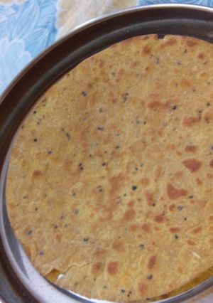 मसाला खाखरा (masala khakhra recipe in Hindi) रेसिपी मुख्य फोटो