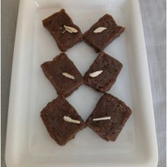 A picture of Chocolate apple barfi.