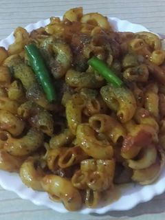 लजीज पास्ता (Laziz pasta recipe in hindi) रेसिपी मुख्य फोटो