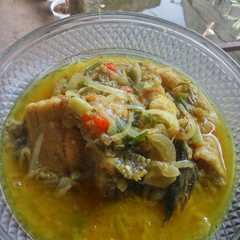 รูปของ Ikan gurame bumbu kuning