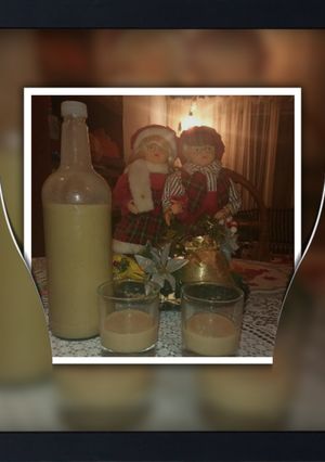 Una foto de #delantaldorado Ponche crema sin huevos