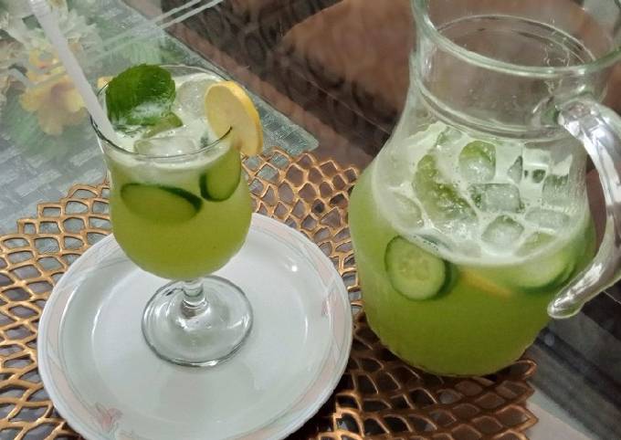 Cucumber lemonade