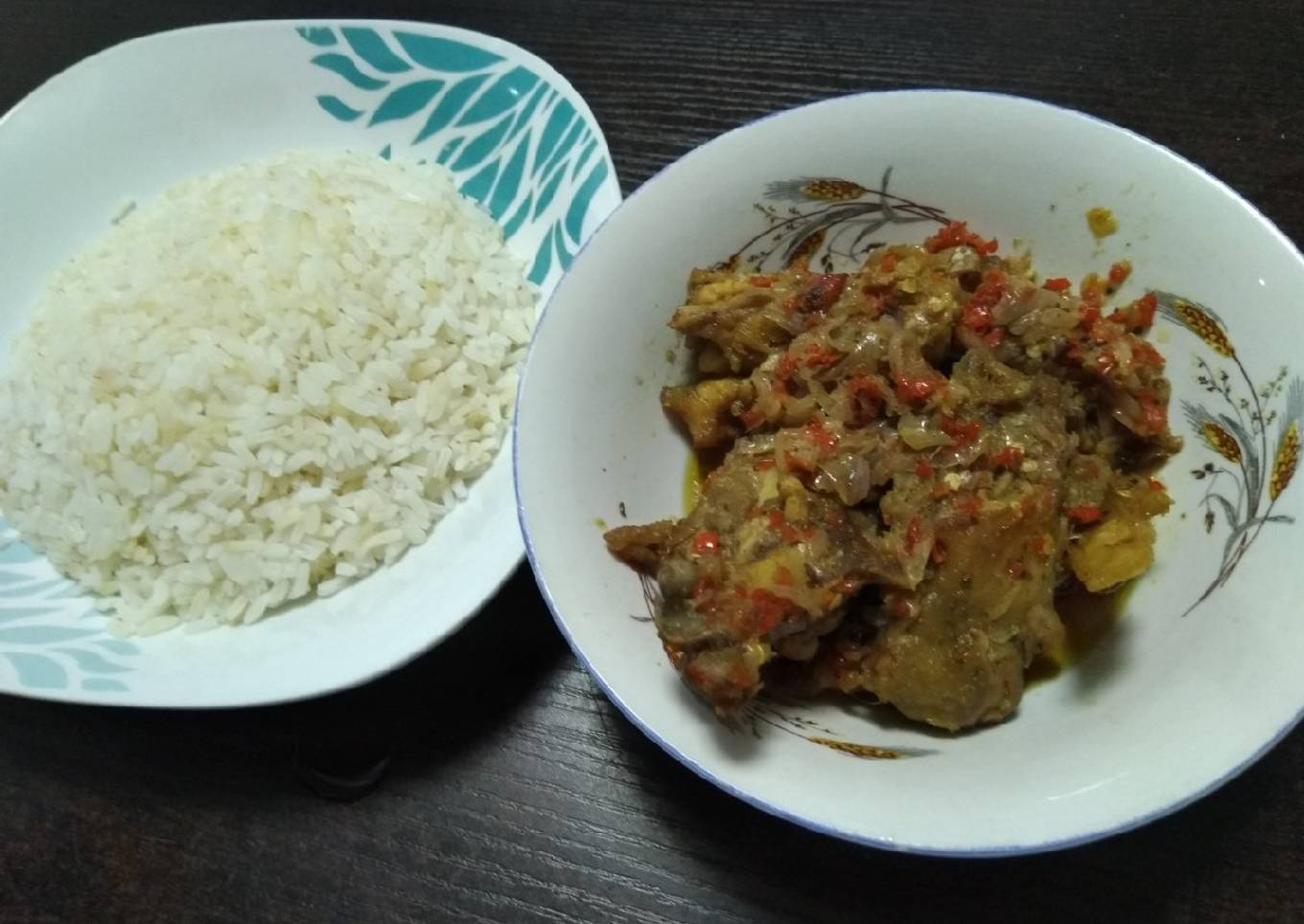Rice and peppered chicken
