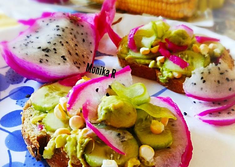 How to Cook Delicious Avocado Toast with Dragon fruit flavour