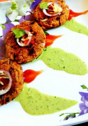 A picture of Kale chane ke kabab.