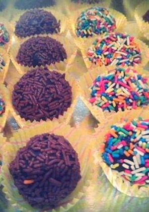 Φωτογραφία της συνταγής Brigadeiros 🍫