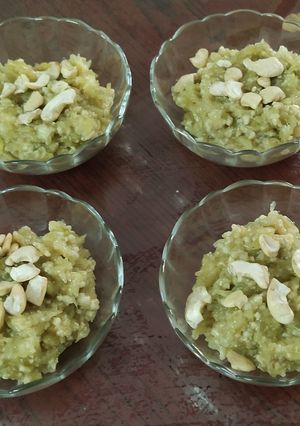 A picture of Bottle gourd halwa.
