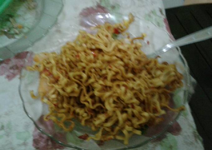 Mie goreng pedas