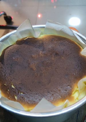 รูปของ ชีสเค้กหน้าไหม้ (Basque cheesecake)
