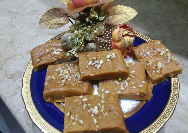 Basan ki barfi😋 #foodiesandfriends