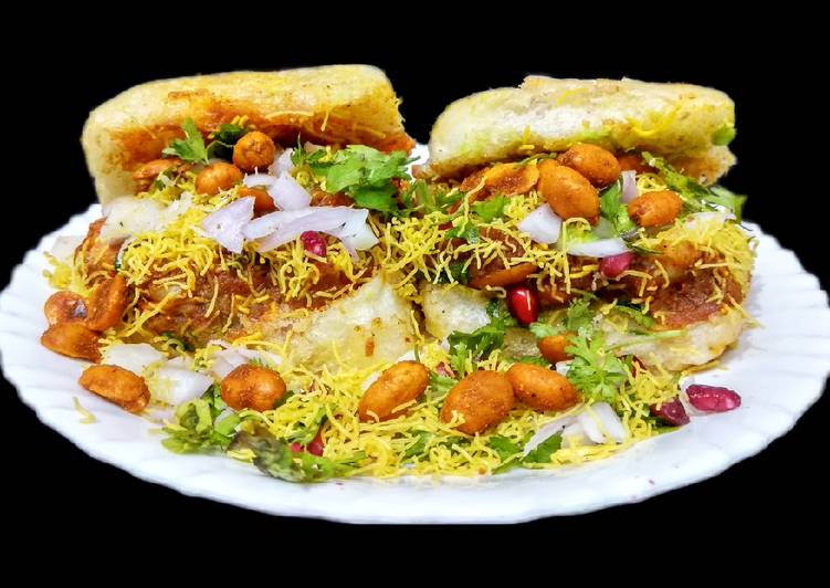 Steps to Make Favorite Kutchi Dabeli Recipe