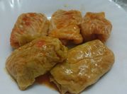 Una foto de rollitos de repollo