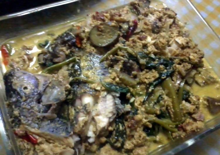 How To Something Your FISH CURRY WITH KANGKONG (Spinach)