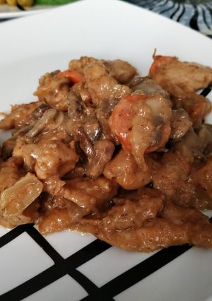 Foto principal de Pollo en salsa de cacahuetes