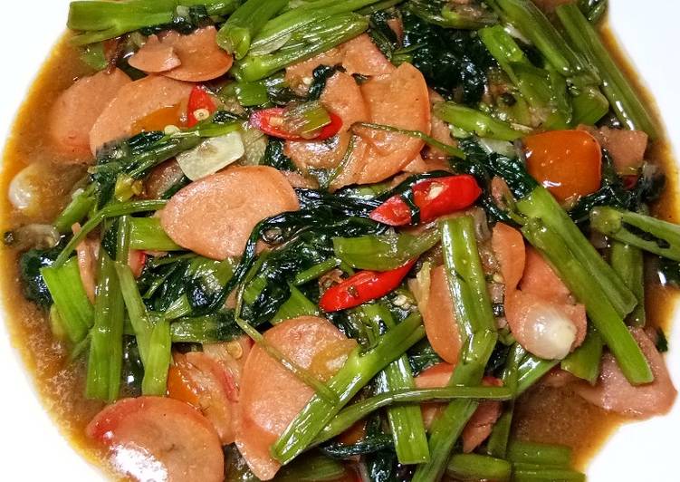 Cara Membuat Tumis Kangkung Sosis Saos Tiram Pedas Mix Terasi Udang Yang Nikmat