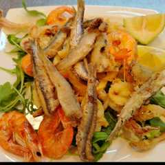 Frittura di Calamari, Gamberi e Alici-レシピのメイン写真