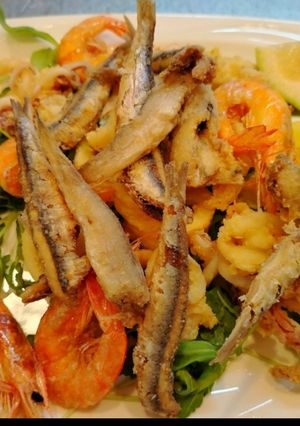 Foto di Frittura di Calamari, Gamberi e Alici