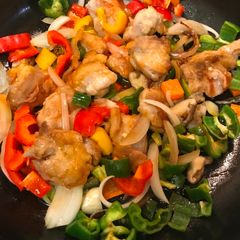 A picture of Sweet and sour chicken.